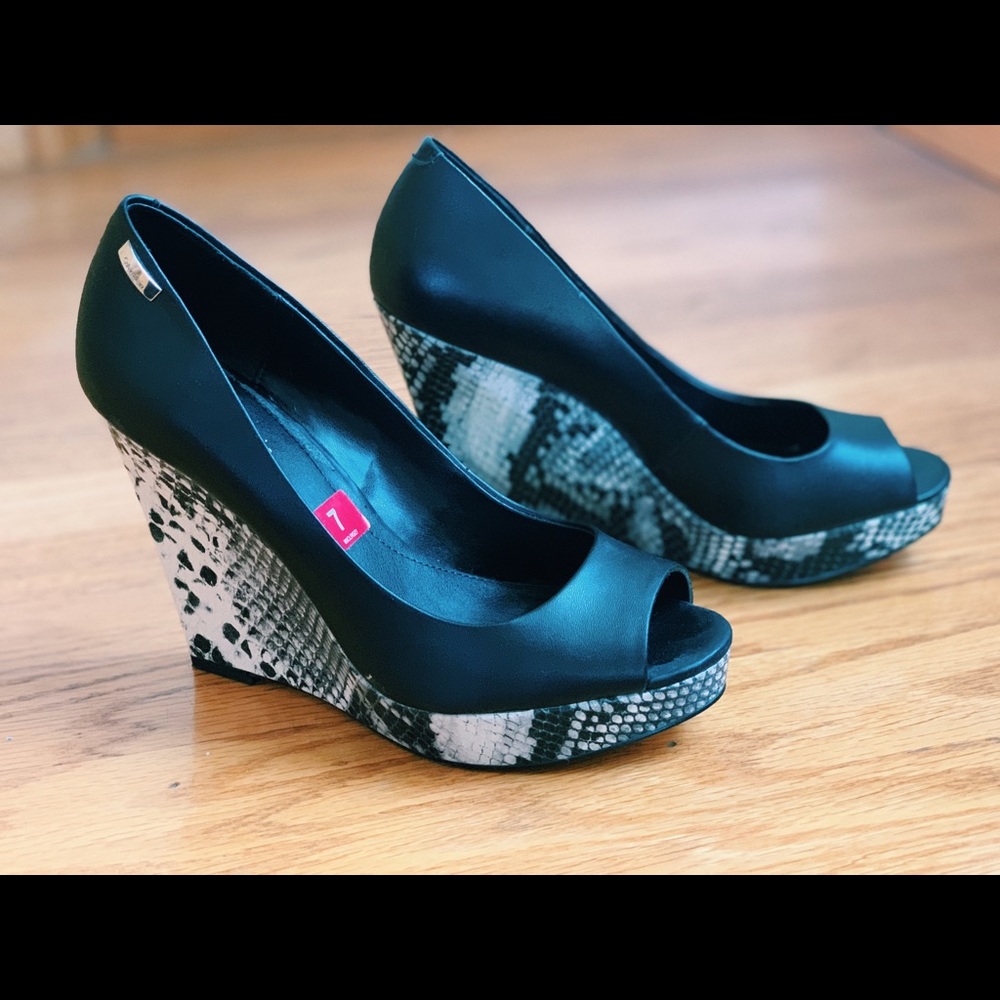 Calvin Klein Bellemine Espadrille Wedges